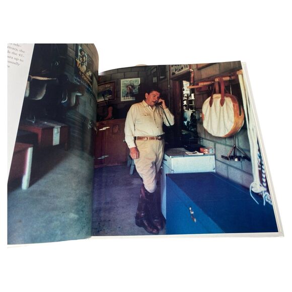 Images of Greatness Reagan Presidency Photo Book Pete Souza Hardcover History - Picture 6 of 6